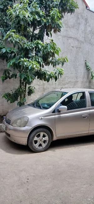 Toyota Vitz 2001 1.0L