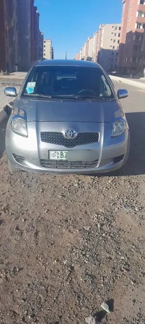 TOYOTA YARIS COMPACT