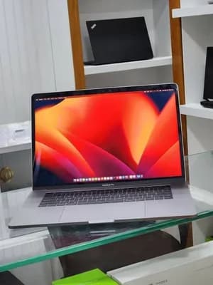 Apple MacBook Pro 2017 15.6 inch
