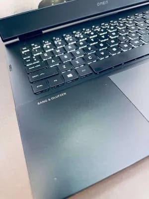HP OMEN 015