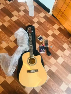 Yamaha F6000 Semi Acoustic Guitar