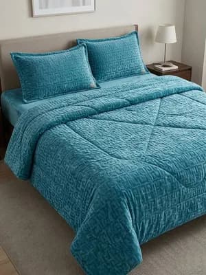 Velvet Fabric Comforter Set