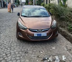 Hyundai Avante Sport 2011