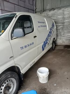 Toyota HIACE Dolphin Van 2006