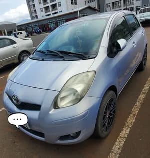 Toyota Yaris Compact 2010 1000cc