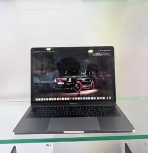 Apple MacBook Pro 2017 Core i5