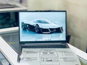 Lenovo ThinkBook Ultra 7 16GB 512GB