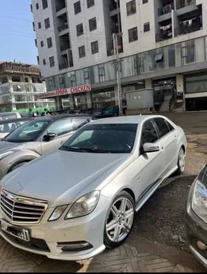Mercedes-Benz E-200 2013 Automatic