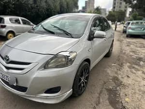 Yaris Belta 2008 1000cc