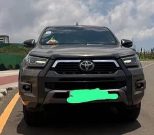Toyota Hilux Invincible King Cab