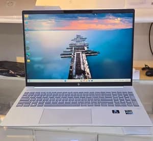 HP Pavilion Plus 15 i7 Laptop