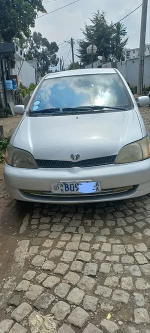 Toyota Platz 2001 1.0L