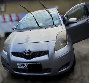 Toyota Yaris Compact 2010 Automatic