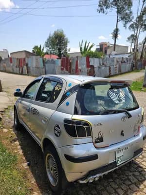 Vitz Yaris