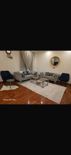 Sofa + table used