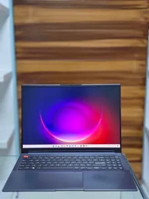Asus Zenbook Pro 16