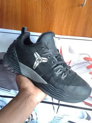 Umbero Black Sneaker Size 42