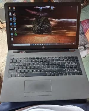 HP AMD E2 8GB 500GB Laptop