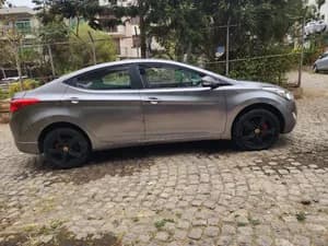 Hyundai Avante 2012 1600cc