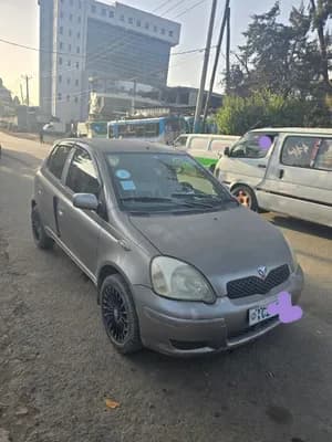 Toyota Vitz 2003