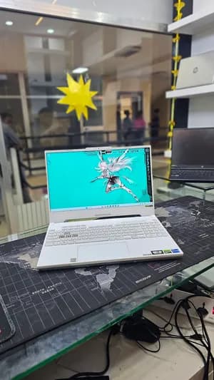 ASUS TUF F15 i7 RTX 4060
