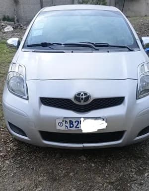 Toyota Yaris Compact 2010