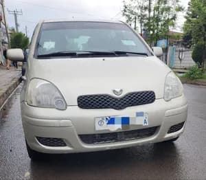 Toyota Vitz 2004