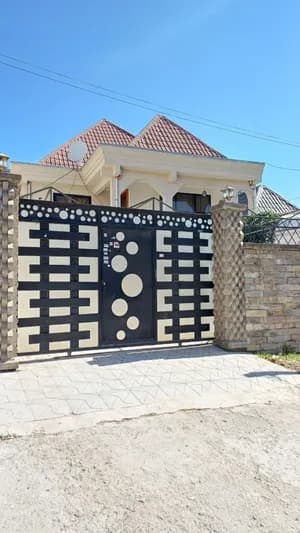 Urgent Sale House in Jakiros Area