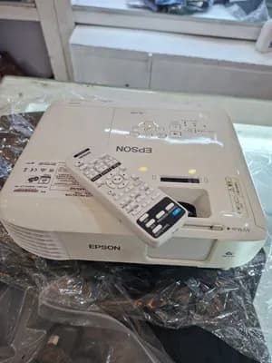 EPSON Projector CB-X49