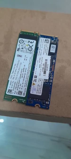 Laptop SSD 512GB and 256GB