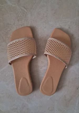 Women's Beige Mesh Slippers Size 37