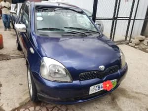 Toyota Vitz 2001