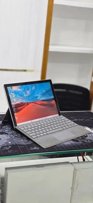 Microsoft Surface Pro 7+ i5