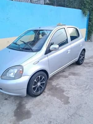 Toyota Vitz 2001 Model