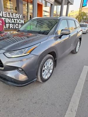 Toyota Highlander Limited Hybrid 2023