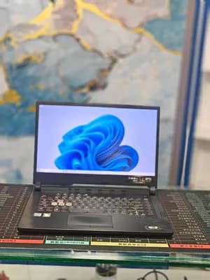 Asus ROG Strix i7 RTX 2060