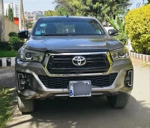 Toyota Hilux Revo 2400CC