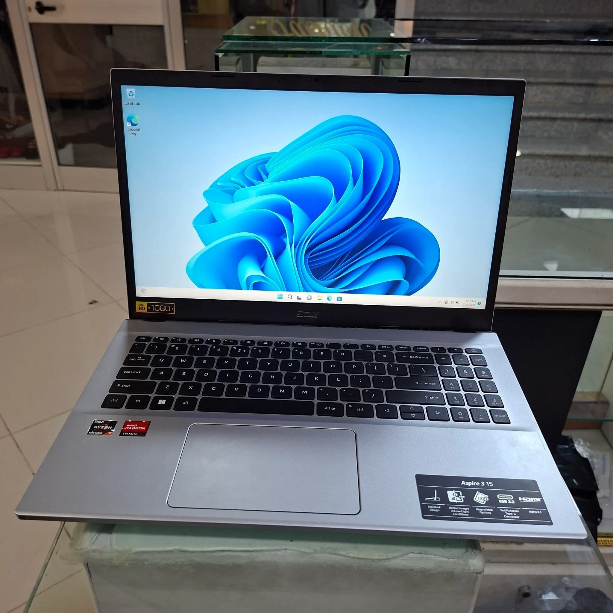 Listing photo 1