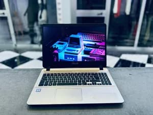 Asus Vivobook i3 7th Gen 8GB