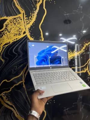 HP Pavilion 14 i7 Laptop