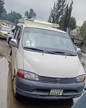 Toyota Hiace 2006