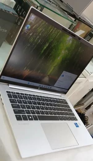 HP EliteBook 840 G10 i5 16GB 1TB