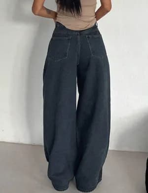 Women baggy jeans