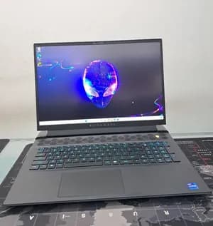 Alienware M16 QHD+ 165Hz Gaming Laptop