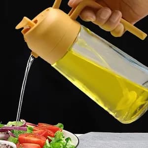 Sprayable and pourable oil bottle