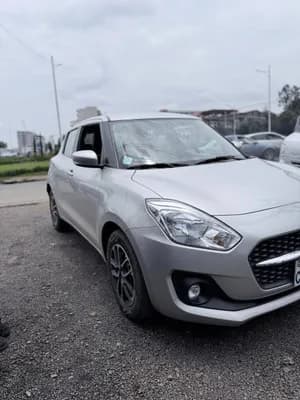 Suzuki Swift 2023 Automatic
