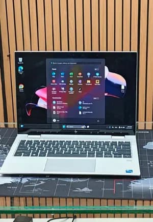HP EliteBook x360 830 G10 Laptop