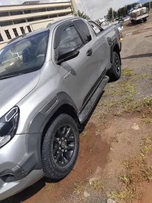Toyota Hilux Invincible 2021 Diesel