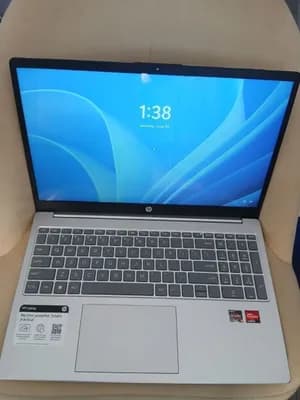 HP Notebook Ryzen 5 8GB 512GB Touchscreen