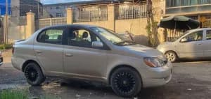 Toyota Platz 2000 Automatic